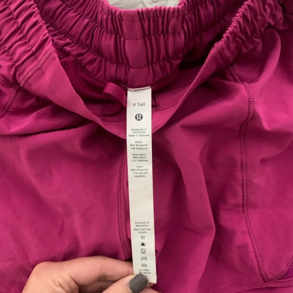 Lululemon size 4 Tall Hotty Hot Shorts bundle - Picture 3 of 10